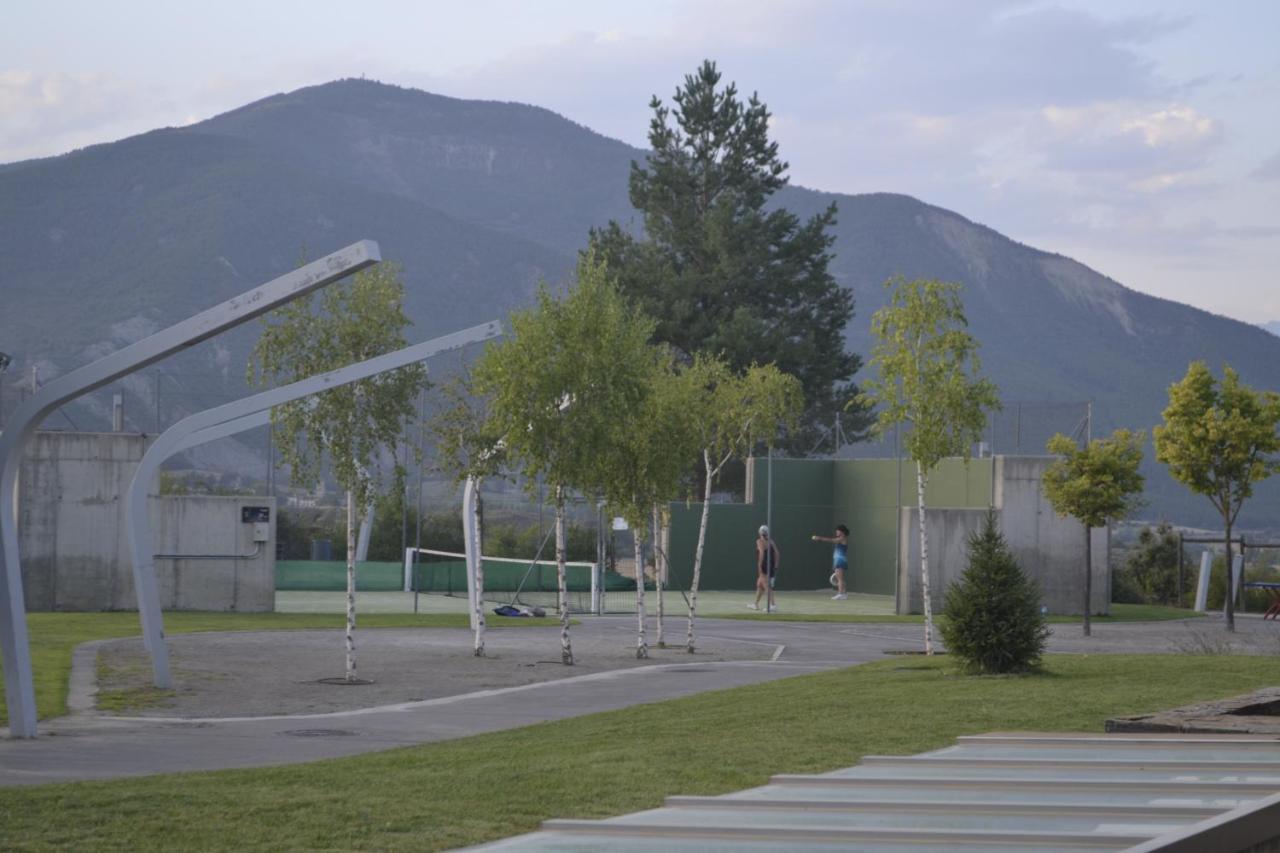 Apartamento Las Margas Golf Pirineo Aragones Sabinanigo Exterior foto